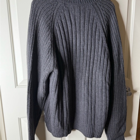 Soft cozy thick Men's Gray Sweater - Picture 2 of 6